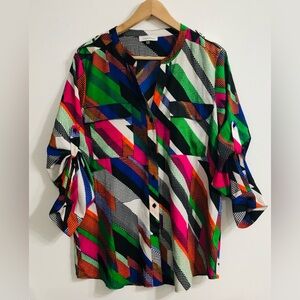 Calvin Klein dressing buttons down blouse V-neck two front pockets multi color.L